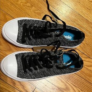 People Women's Black and White Sneakers